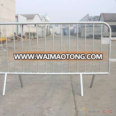 Cheap choice galvanized steel flat feet crowd control barriers