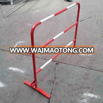 Cheap Choice Light Red White Portable Security Cars Crowd Control Walkway Fence Road Traffic Barrier