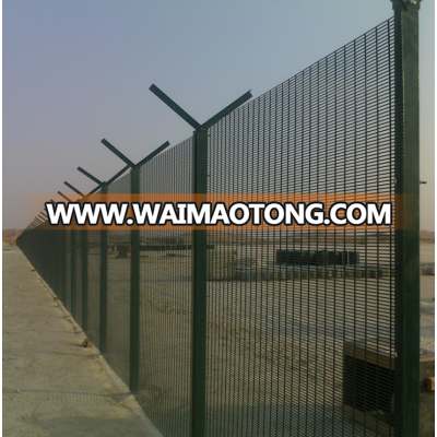 Galvanized then powder coated welded airpot security 358 fencing